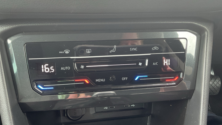 Volkswagen Tiguan 2.0 TDI Life 5dr DSG Diesel Estate